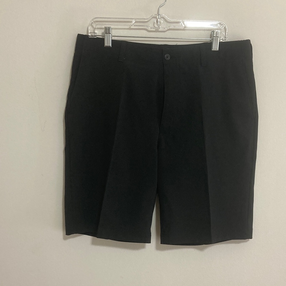 Men’s Ben Hogan Black Golf Shorts Size 36